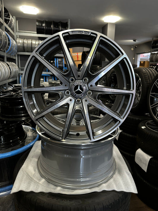 Оригинални като Нови Mercedes E Klasse W213 AMG 19 Zoll Мерцедес Е Класа W213 Алуминиеви AMG джанти 19 цола A2134017300 A2134017400 8J ET43 9J ET49