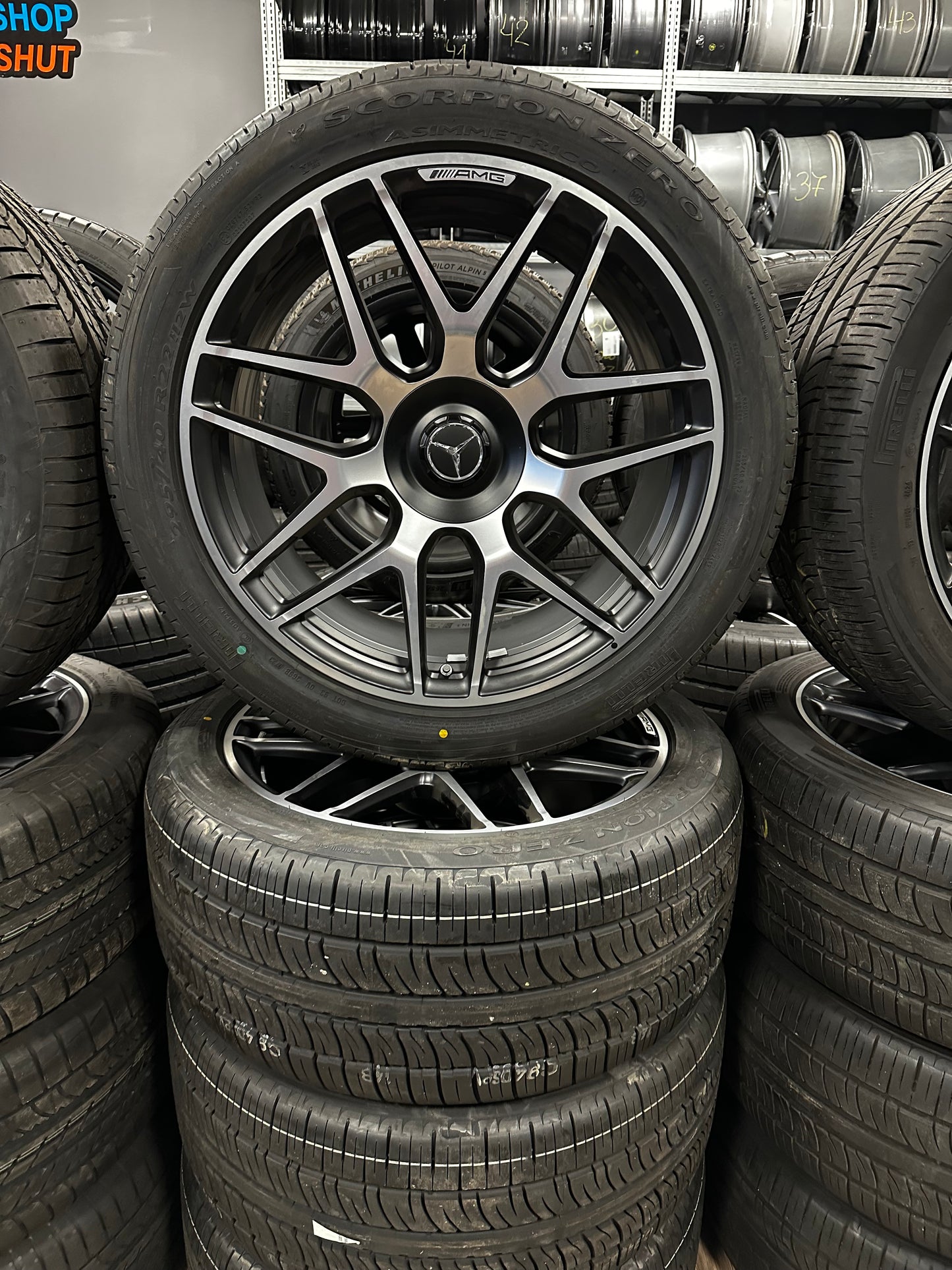 Нови Оригинал Mercedes G63 AMG G klasse 22 Zoll  Мерцедес Г класа W463 22 цола AMG джанти летен комплект летни гуми