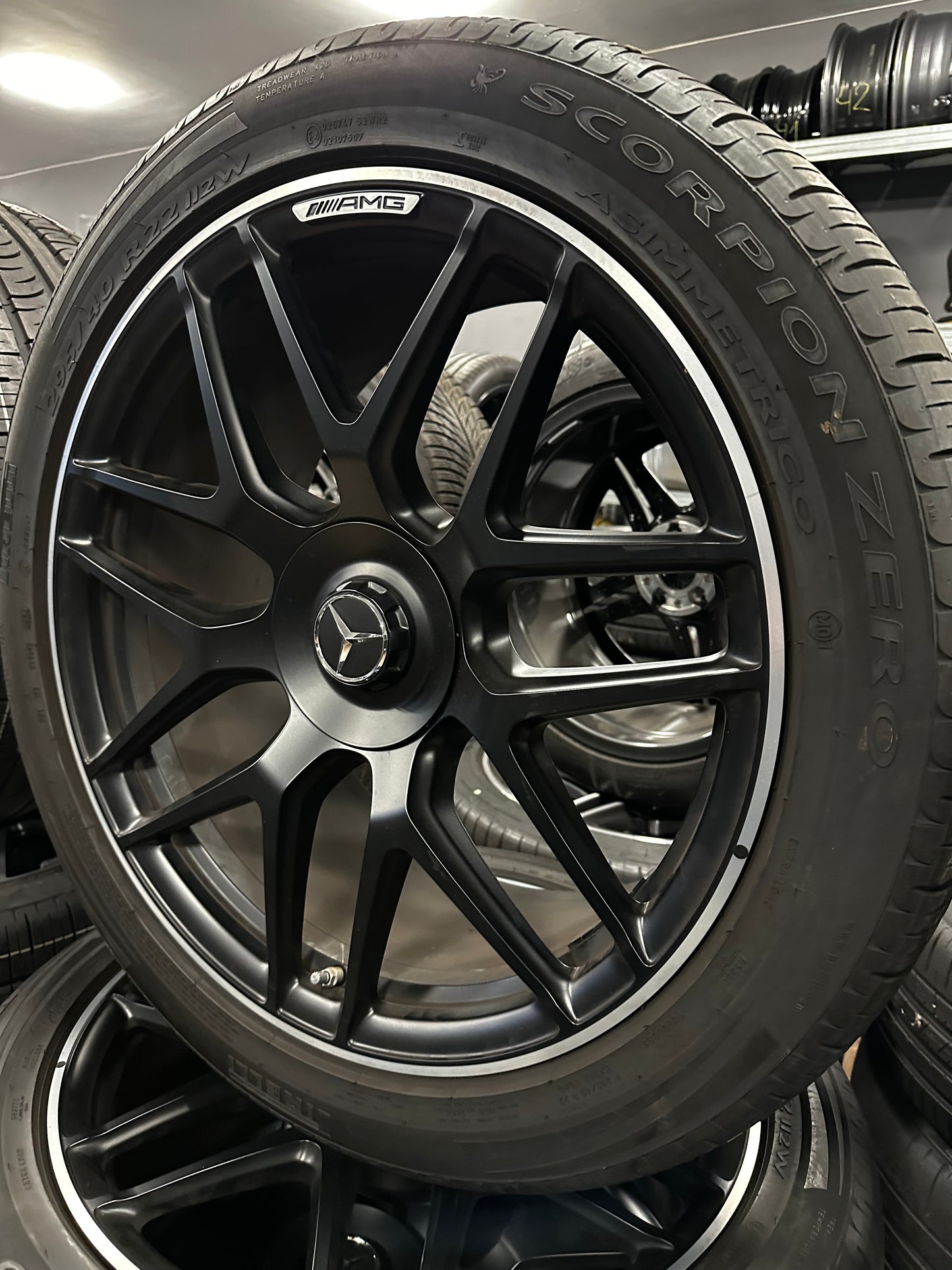 Като Нови Оригинал Mercedes G63 AMG G klasse 22 Zoll  Мерцедес Г класа W463 22 цола AMG джанти летен комплект летни гуми