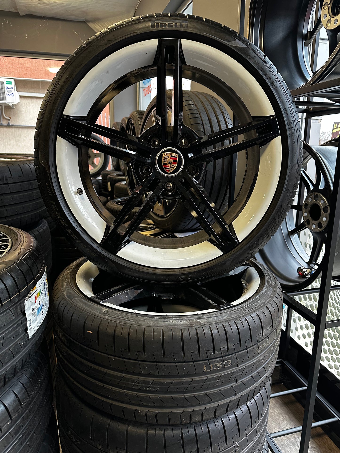 Като Нови Оригинал Porsche Taycan 21 Zoll Алуминиеви джанти Порше Тайкан 21 цола летен комплект летни Гуми