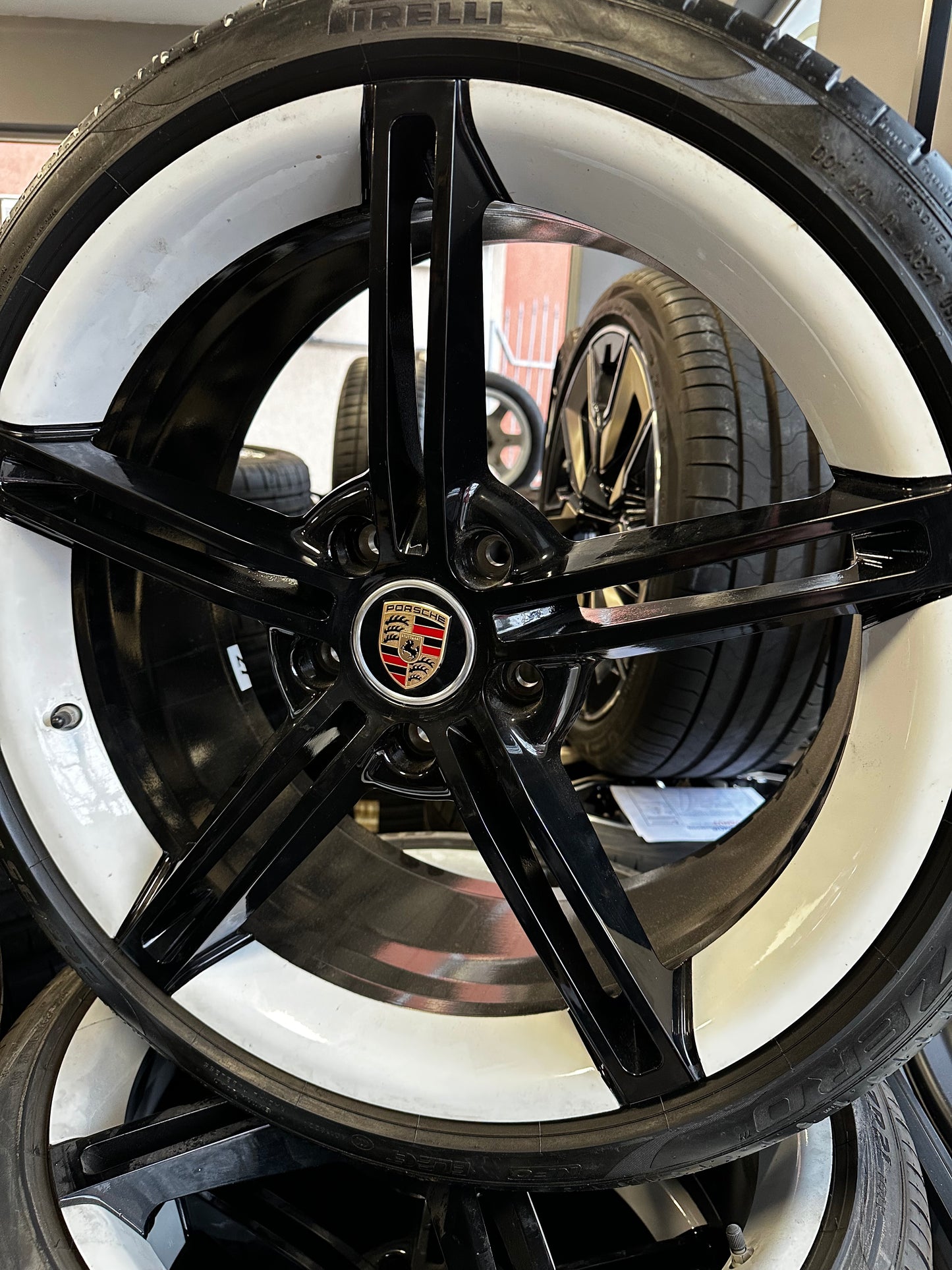 Като Нови Оригинал Porsche Taycan 21 Zoll Алуминиеви джанти Порше Тайкан 21 цола летен комплект летни Гуми