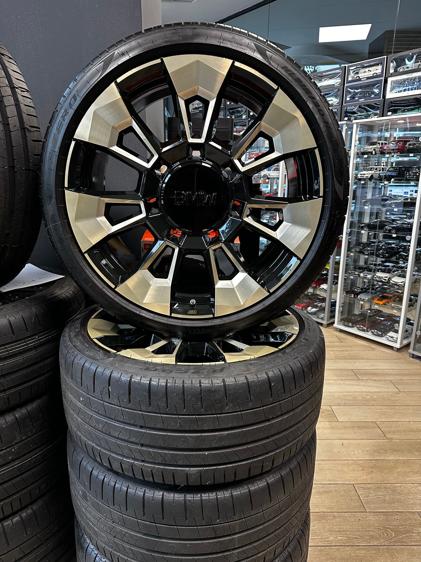 Оригинал BMW XM G09 23 Zoll 923M Бмв 23 цола Г09 Алуминиеви джанти 923М летен комплект летни гуми