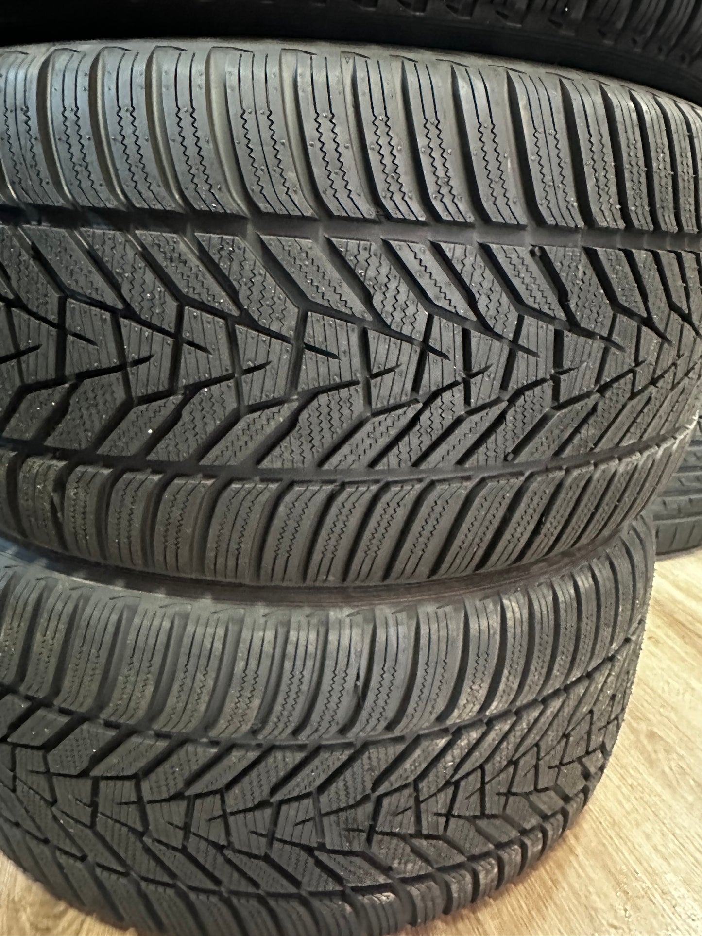 Оригинал Нови Mercedes S Klasse 20 Zoll AMG W223 V223 Мерцедес 20 цола AMG джанти зимен комплект зимни гуми