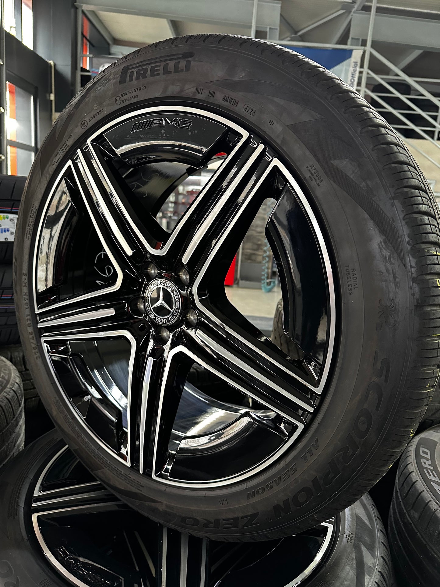 Оригинал като нови Mercedes GLE V167 C167 AMG 21 Zoll Мерцедес ГЛЕ 21 цола AMG джанти летен зимен комплект летни зимни гуми