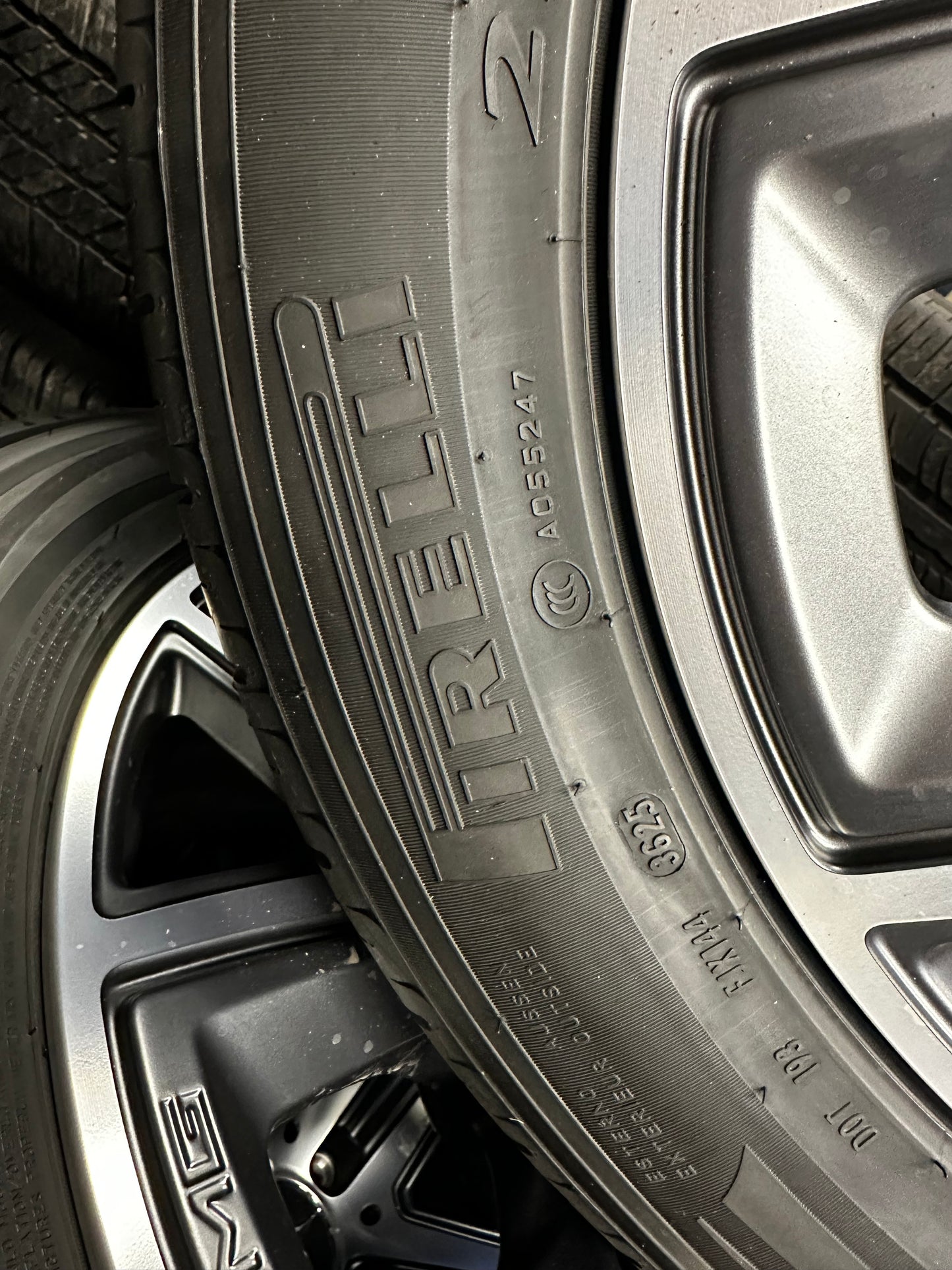 Нови Оригинал Mercedes G Klasse W465 AMG 20 Zoll Мерцедес Г класа W465 20 цола AMG джанти летен комплект летни гуми