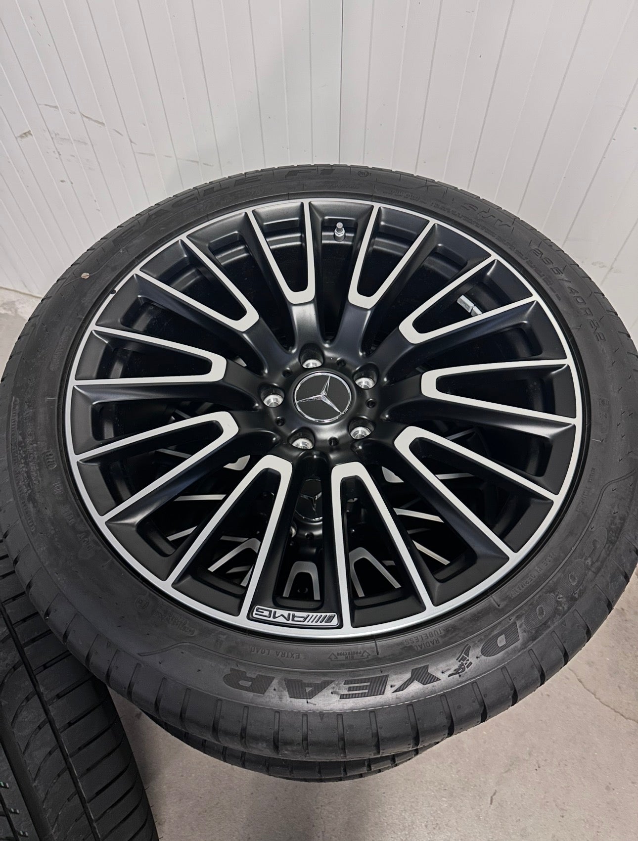 Като Нови Оригинал Mercedes G63 AMG G klasse W463 W465 22 Zoll Г класа W463 W465 22 цола AMG джанти летен комплект летни гуми