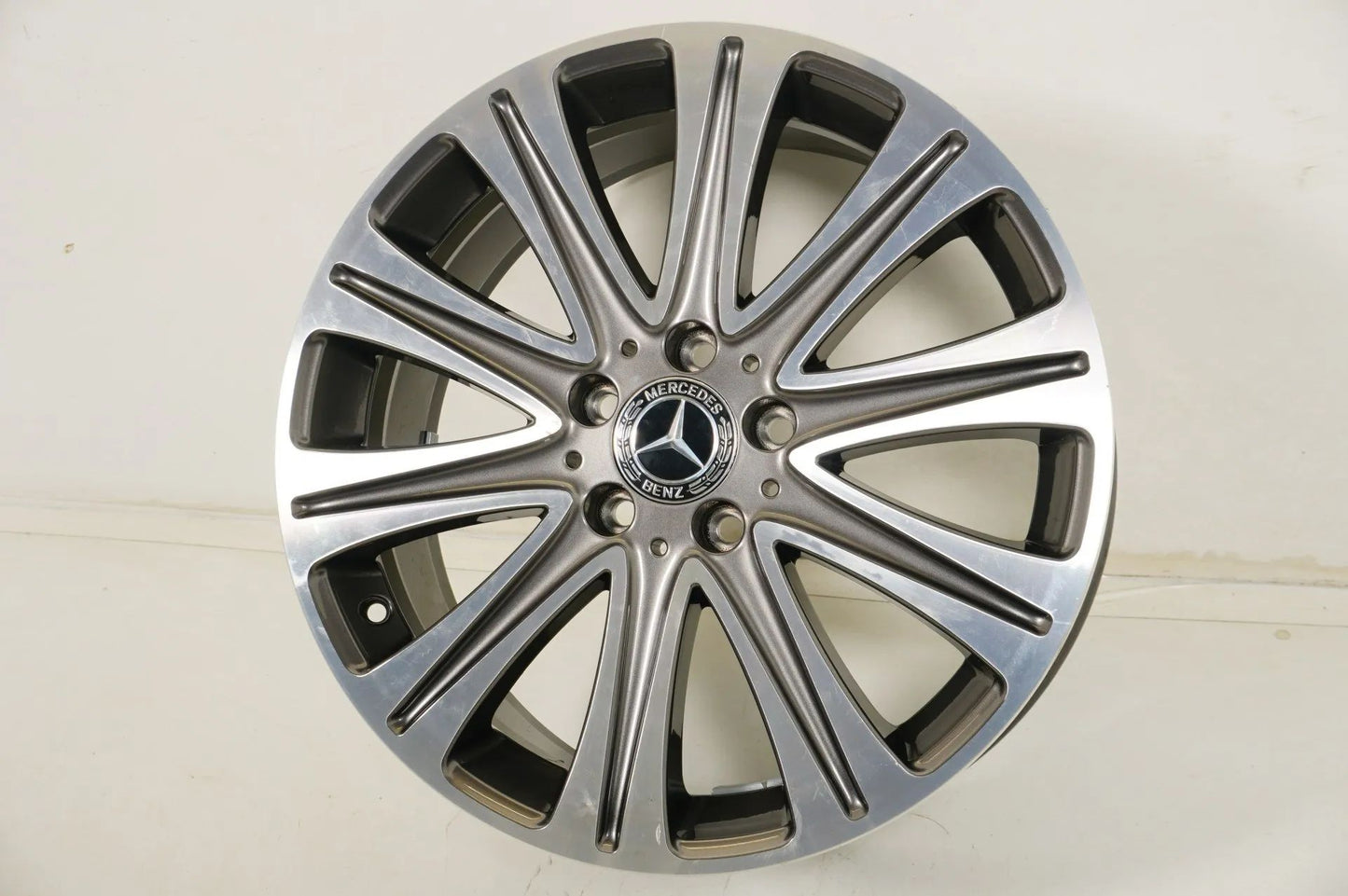 1 x Mercedes A B W176 W117 W246 Alufelge 18 Zoll A2464011700 7,5J