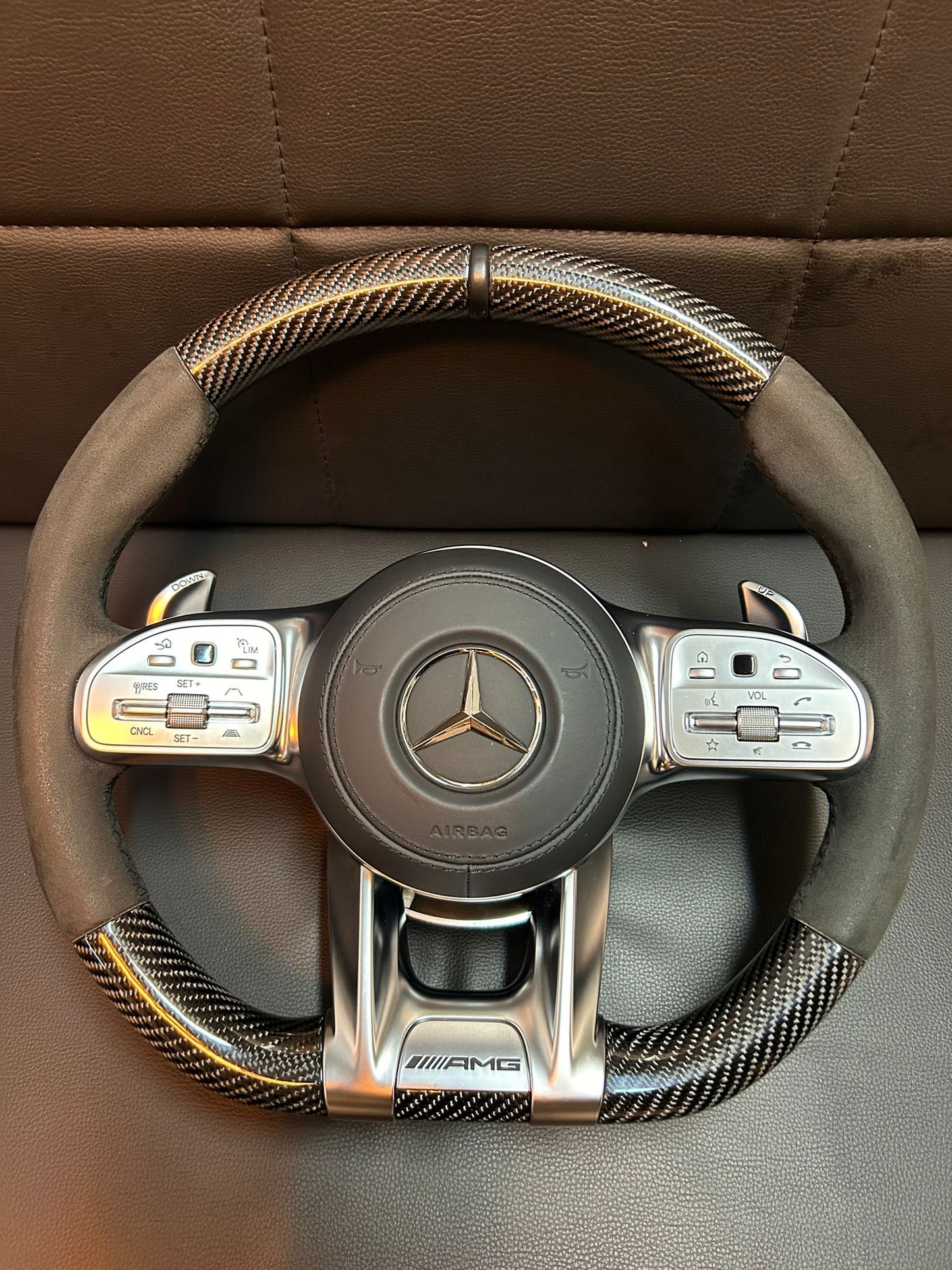 Волан за Мерцедес Карбон Airbag Mercedes AMG Carbon Alcantara GLS63 E Klasse S Klasse X167 W213 W223