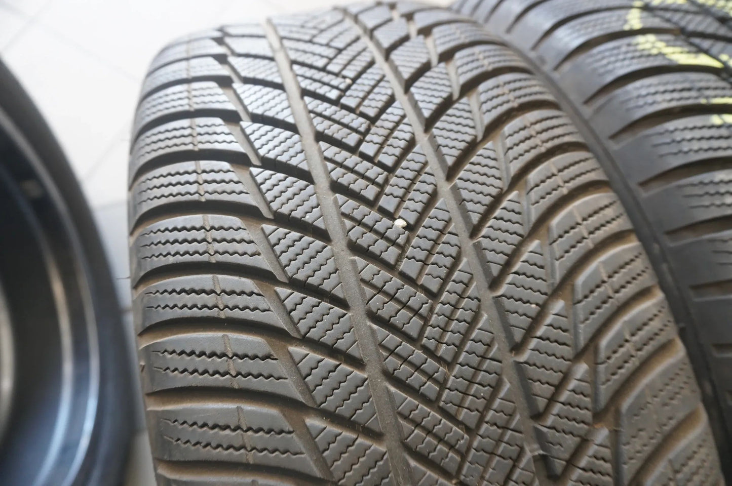 Mercedes GLA H247 GLB X247 TOP AMG Alufelgen Winterreifen 235 50 R19 Zoll 8mm