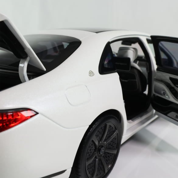 Mercedes Benz S Klasse Maybach W223 white Limited 2000 1:18 NOREV B66960666 Мерцедес Бенц С Класа Майбах бял отваряем Лимитирана