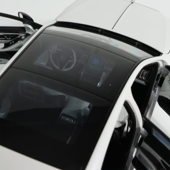 Mercedes Benz S Klasse Maybach W223 white Limited 2000 1:18 NOREV B66960666 Мерцедес Бенц С Класа Майбах бял отваряем Лимитирана