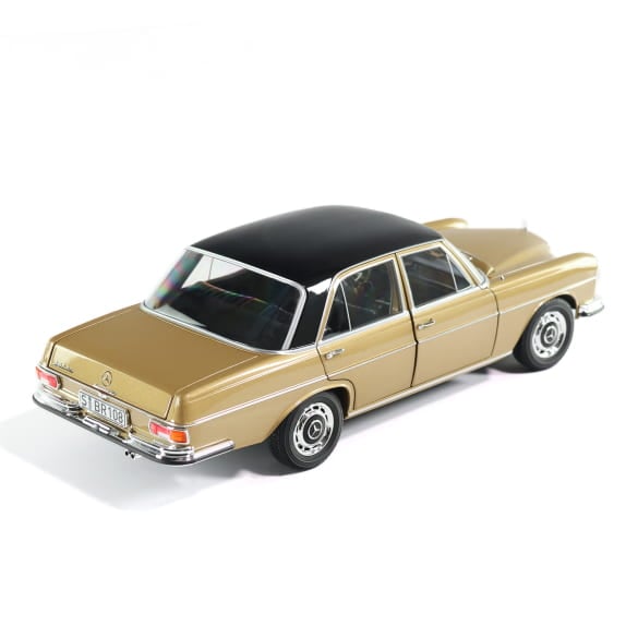 Mercedes Benz 280SE W108 braun 1:18 NOREV B66040680 Мерцедес Бенц 280СЕ кафяв отваряем