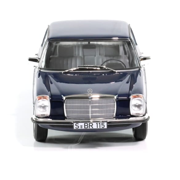 Mercedes Benz 200 W114 blue 1:18 NOREV B66040694 Мерцедес Бенц 200 син отваряем