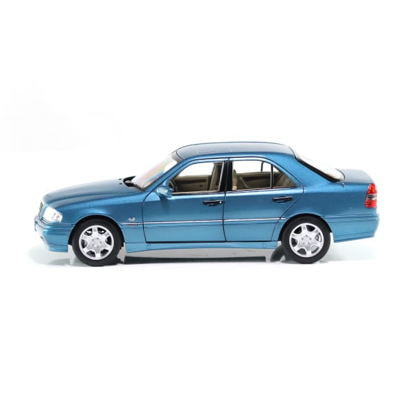Mercedes Benz C200 W202 blue 1:18 NOREV B66040704 Мерцедес Бенц Ц200 син отваряем