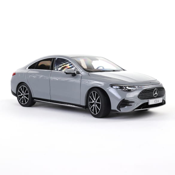Mercedes Benz CLA W174 grey 1:18 NOREV B66960844 Мерцедес Бенц Цла Класа сив отваряем