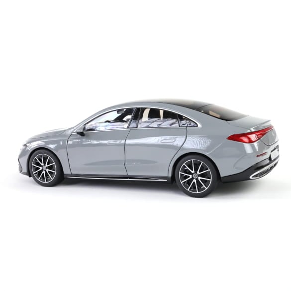 Mercedes Benz CLA W174 grey 1:18 NOREV B66960844 Мерцедес Бенц Цла Класа сив отваряем