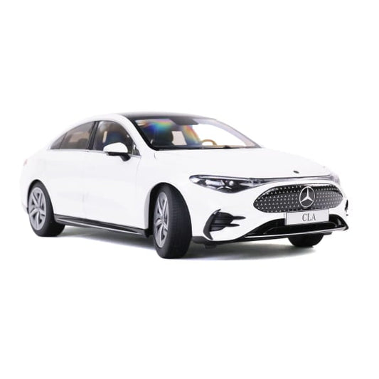 Mercedes Benz CLA W174 white 1:18 NOREV B66960843 Мерцедес Бенц Цла Класа бял отваряем