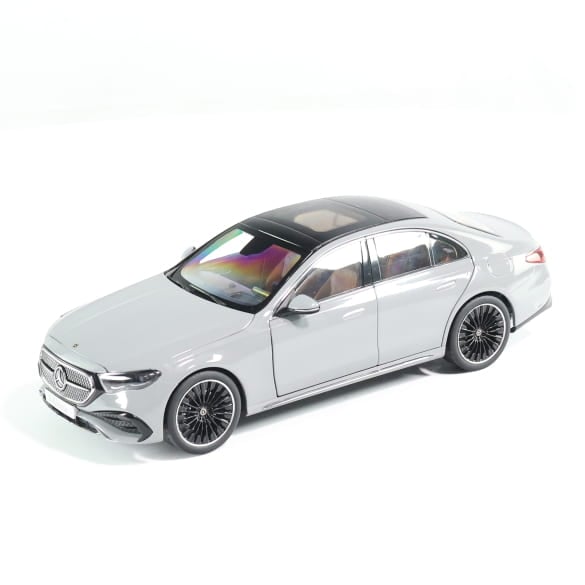 Mercedes Benz E Klasse W214 AMG alpingrey 1:18 NOREV B66961119 Мерцедес Бенц Е Класа сив отваряем