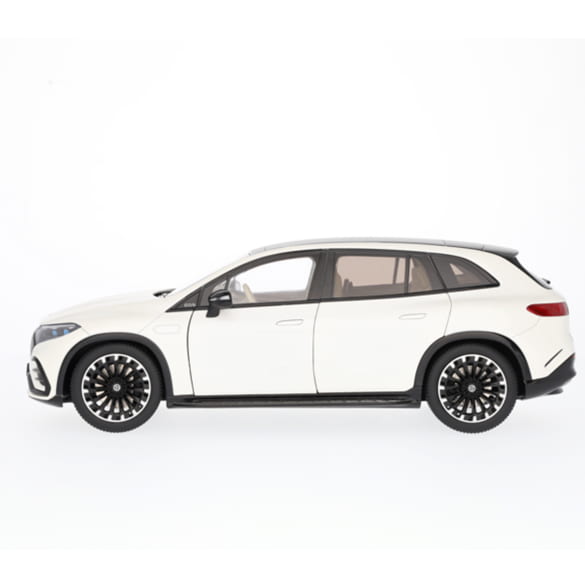 Mercedes Benz EQS SUV X296 AMG white 1:18 NOREV B66960590 Мерцедес Бенц бял отваряем