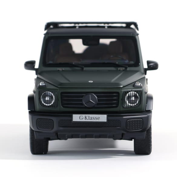 Mercedes Benz G Klasse W465 oliv magno 1:18 NOREV B66960662 Мерцедес Бенц Г Класа зелен отваряем