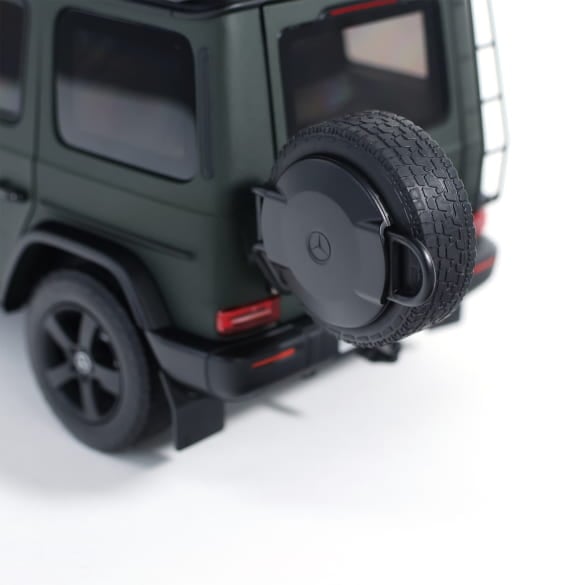 Mercedes Benz G Klasse W465 oliv magno 1:18 NOREV B66960662 Мерцедес Бенц Г Класа зелен отваряем
