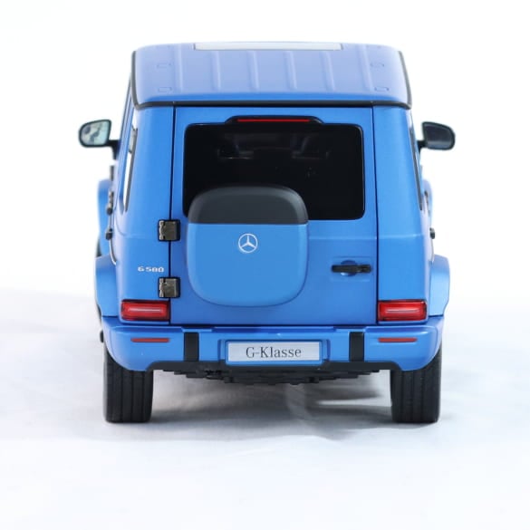 Mercedes Benz G Klasse EQ W465 blue 1:18 NOREV B66960664 Мерцедес Бенц Г Класа син отваряем