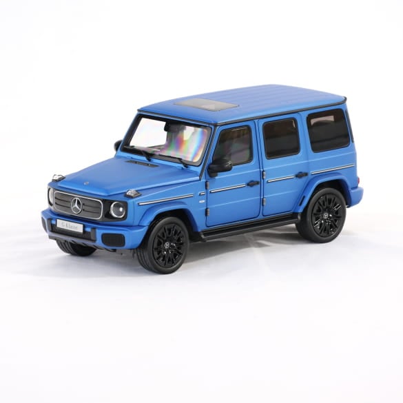 Mercedes Benz G Klasse EQ W465 blue 1:18 NOREV B66960664 Мерцедес Бенц Г Класа син отваряем