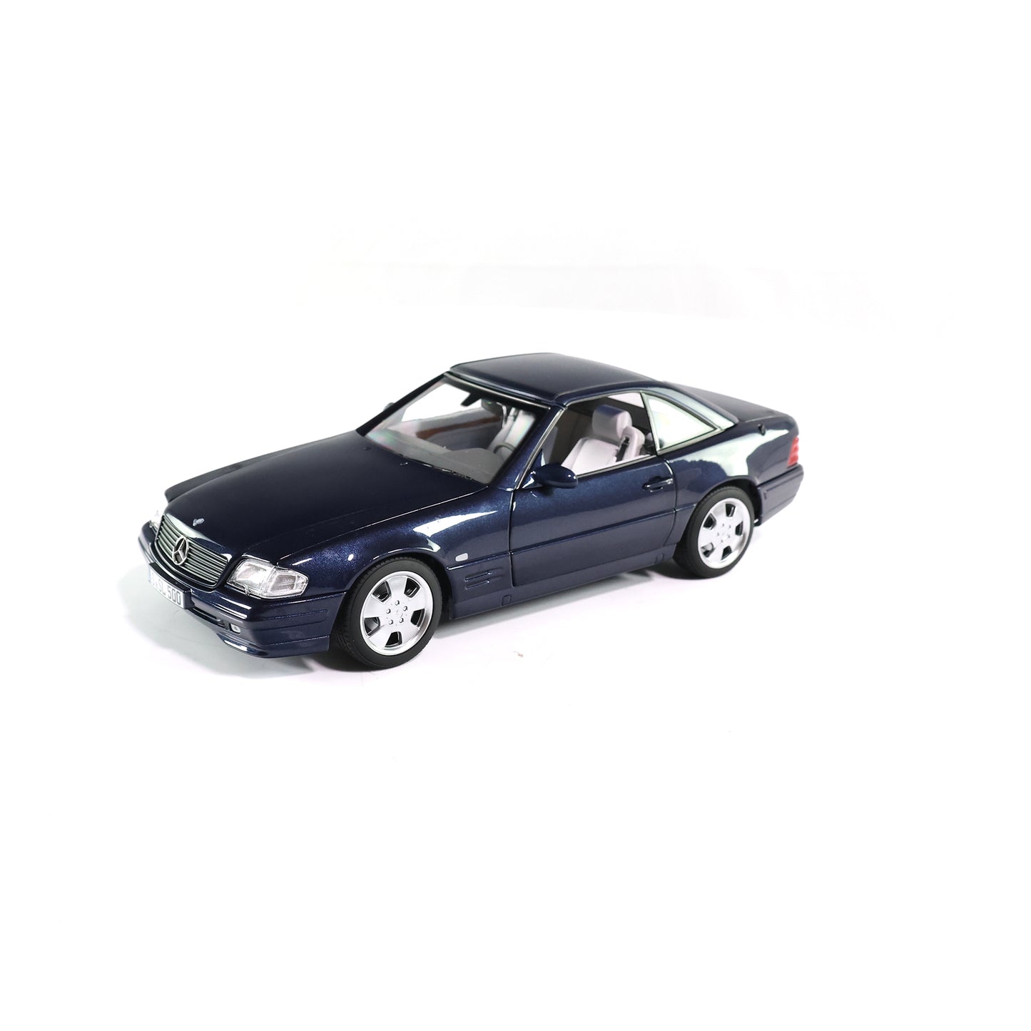 Mercedes Benz SL500 R129 Cabrio azurblau 1:18 NOREV B66040657 Мерцедес Бенц СЛ500 Кабрио син отваряем