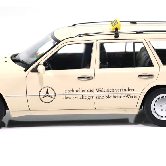 Mercedes Benz E Klasse Taxi W124 300D Limited 1000 1:18 NOREV B66040702 Мерцедес Бенц Е Класа Такси 300Д отваряем Лимитирана 1000