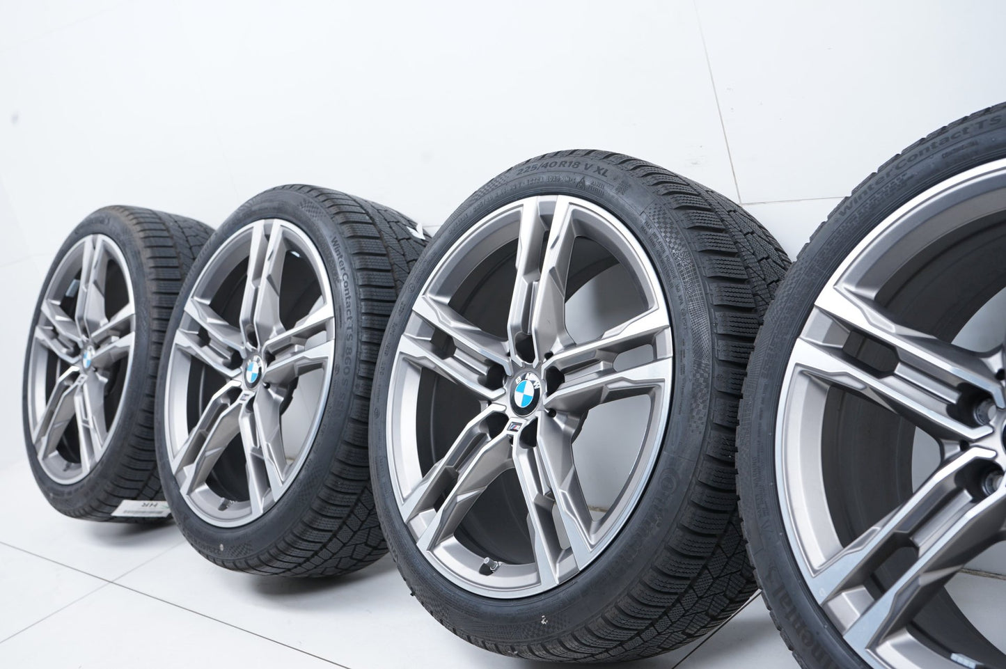 Оригинал BMW 1er F40 2er F44 18 Zoll M556 Бмв 1-ва 2-ра серия Ф40 Ф44 18 цола Алуминиеви джанти зимен комплект зимни гуми