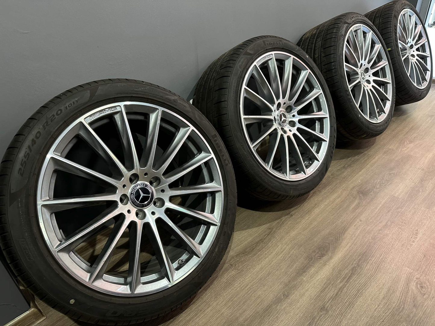 Оригинал като Нови Mercedes S Klasse 20 Zoll W223 V223 Мерцедес С Класа 20 цола AMG джанти летен комплект летни гуми