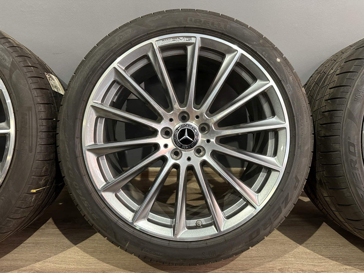 Оригинал като Нови Mercedes S Klasse 20 Zoll W223 V223 Мерцедес С Класа 20 цола AMG джанти летен комплект летни гуми