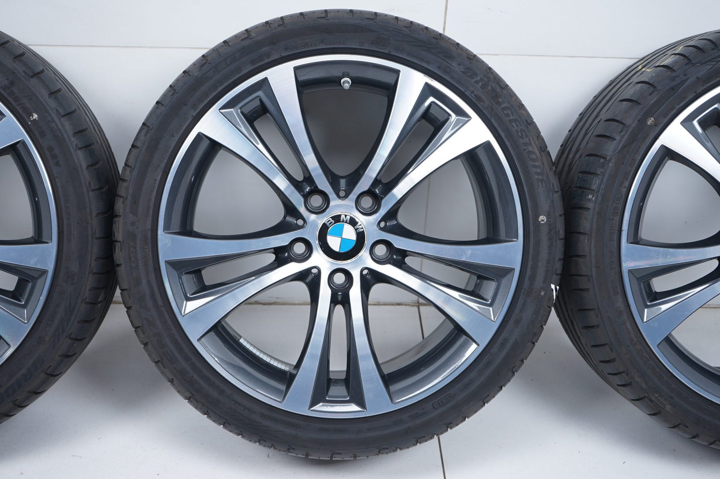 BMW 1er 2er серия F20 F21 18 Zoll 384 Бмв 1-ва 2-ра серия Ф20 Ф21 18 цола 384 летен комплект летни гуми