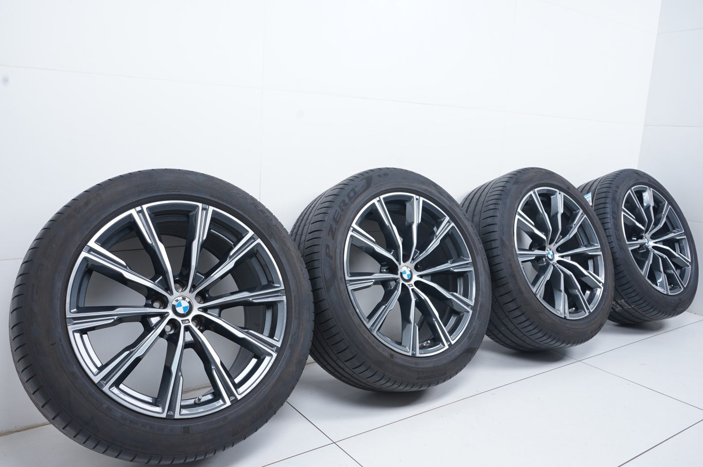 Оригинални BMW X5 X6 G05 G06 20 Zoll Бмв X5 X6 G05 G06 20 цола летен комплект летни гуми 5x112