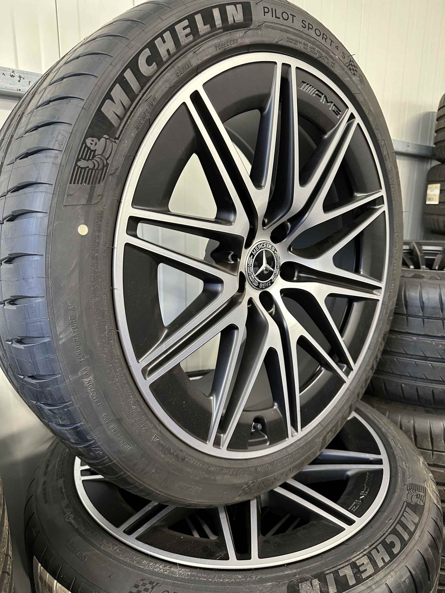 Като Нови Mercedes AMG GT 4 door 20 Zoll W290 Мерцедес АМГ ГТ  W290 20 цола джанти летен комплект гуми