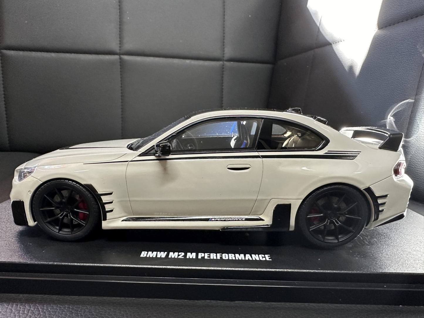 Bmw M2 Performance G87 white 1:18 GT Spirit GT476 Бмв M2 бял