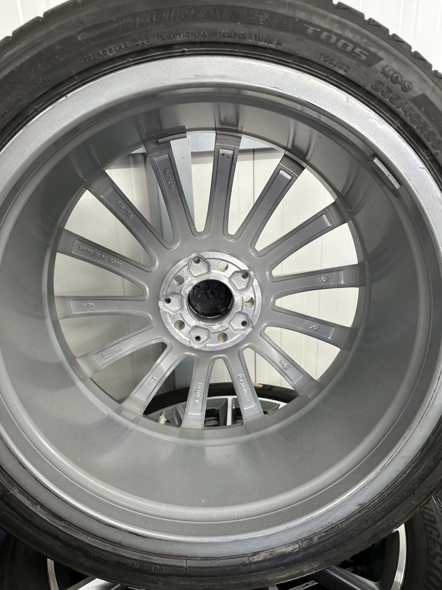 Оригинал като Нови Mercedes S Klasse 20 Zoll AMG W223 V223 Мерцедес С Класа 20 цола AMG джанти летен комплект летни гуми