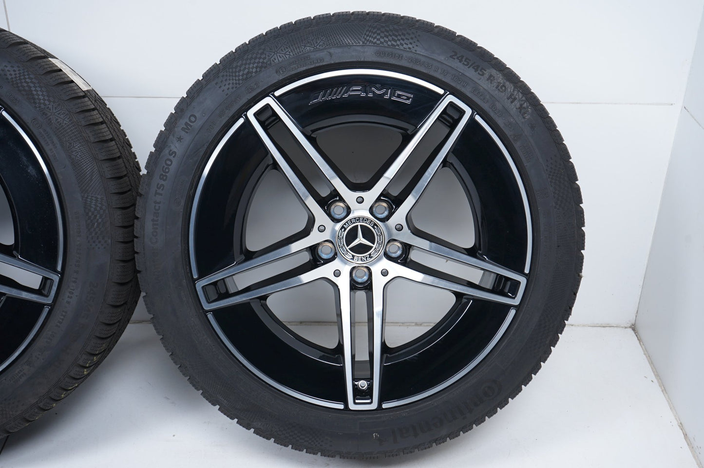Mercedes E Klasse W214 19 Zoll AMG Мерцедес E класа W214 19 цола AMG зимен комплект зимни гуми