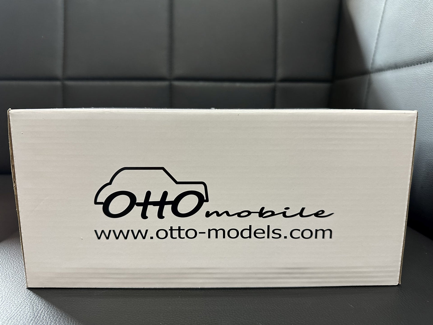 Opel Mokka-e GS Line green ОТ435 Limitiert 795/999 1:18 Otto Опел Moka-e Лимитирана зелена