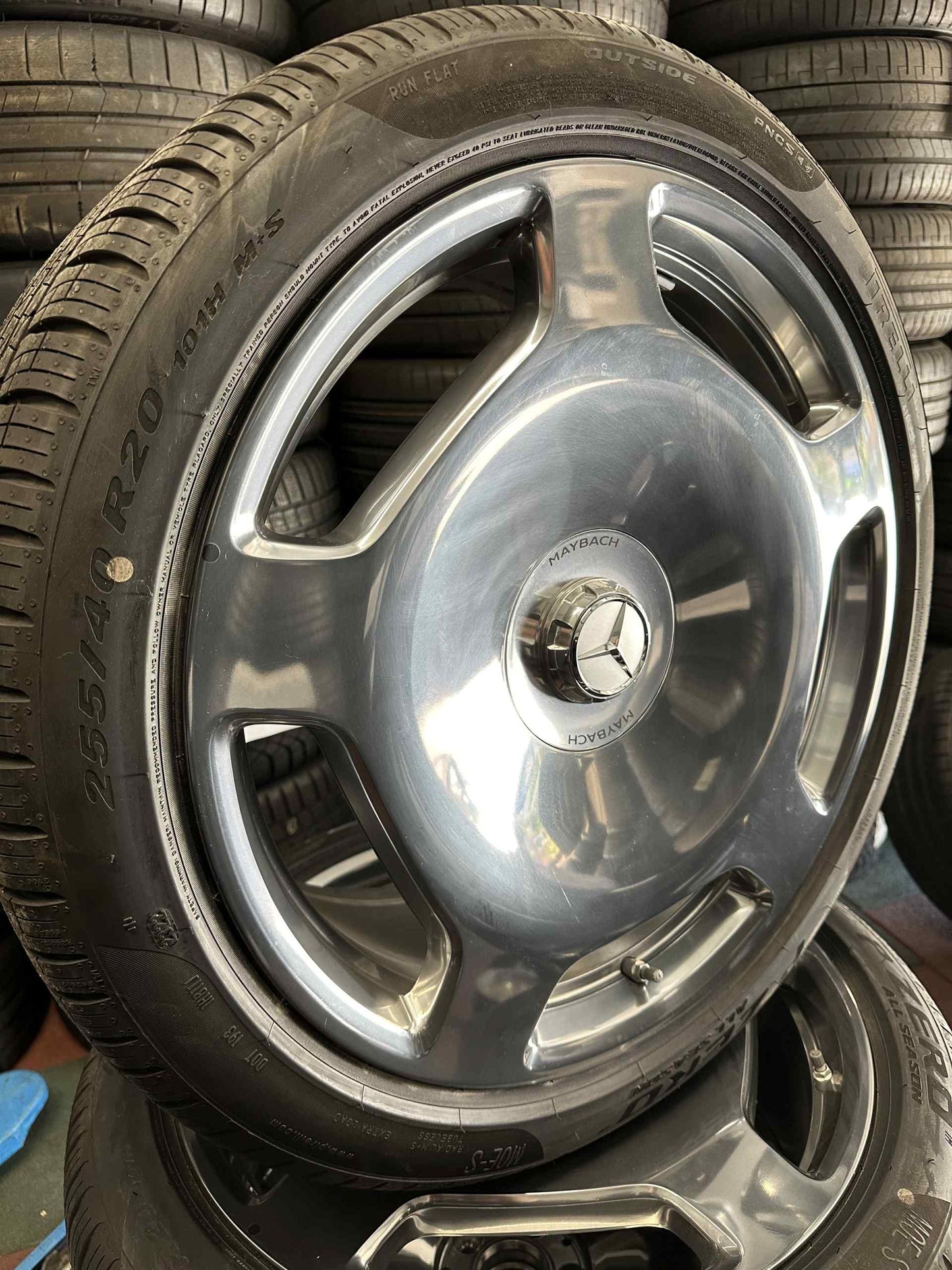 Оригинал като Нови Mercedes S Klasse Maybach W223 V223 20 Zoll Мерцедес С Класа Майбах 20 цола джанти летен комплект всесезонни гуми