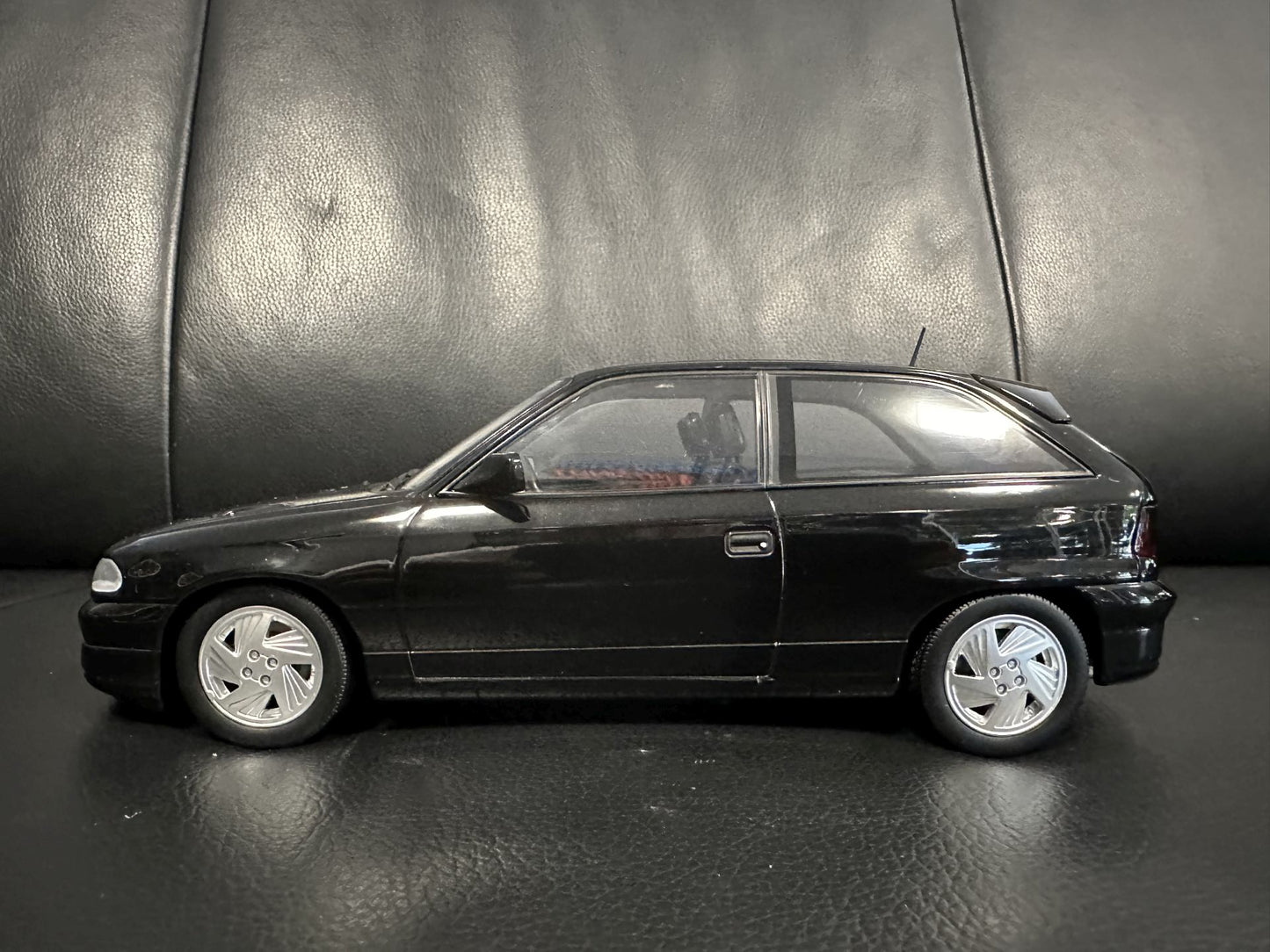 Opel Astra GSI 1992 black Limitiert 1000pcs 1:18 NOREV 183671 Опел Астра черен Лимитирана