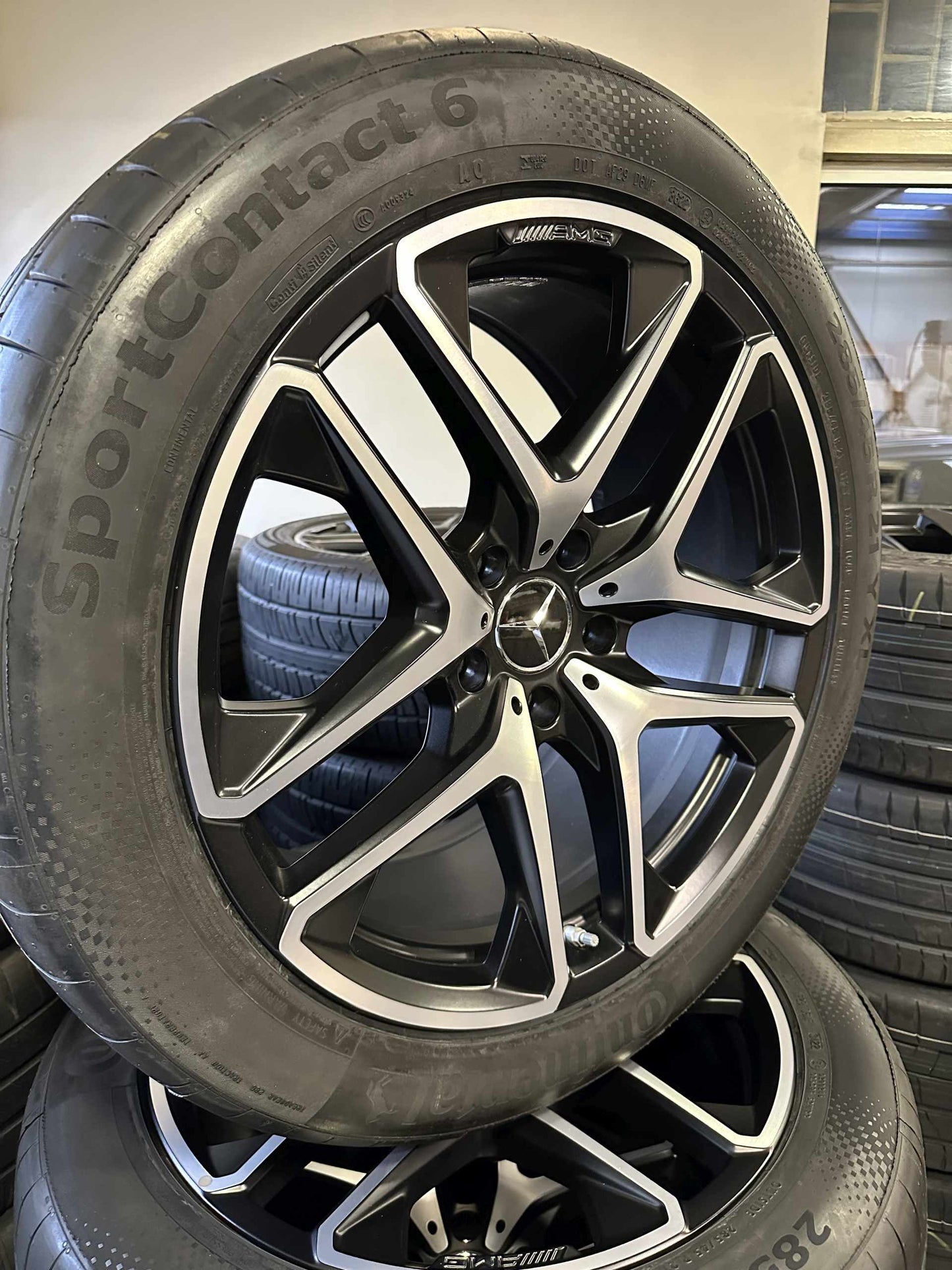 Оригинал като нови Mercedes AMG G klasse 21 Zoll Мерцедес Г класа W463 21 цола AMG джанти летен комплект летни гуми