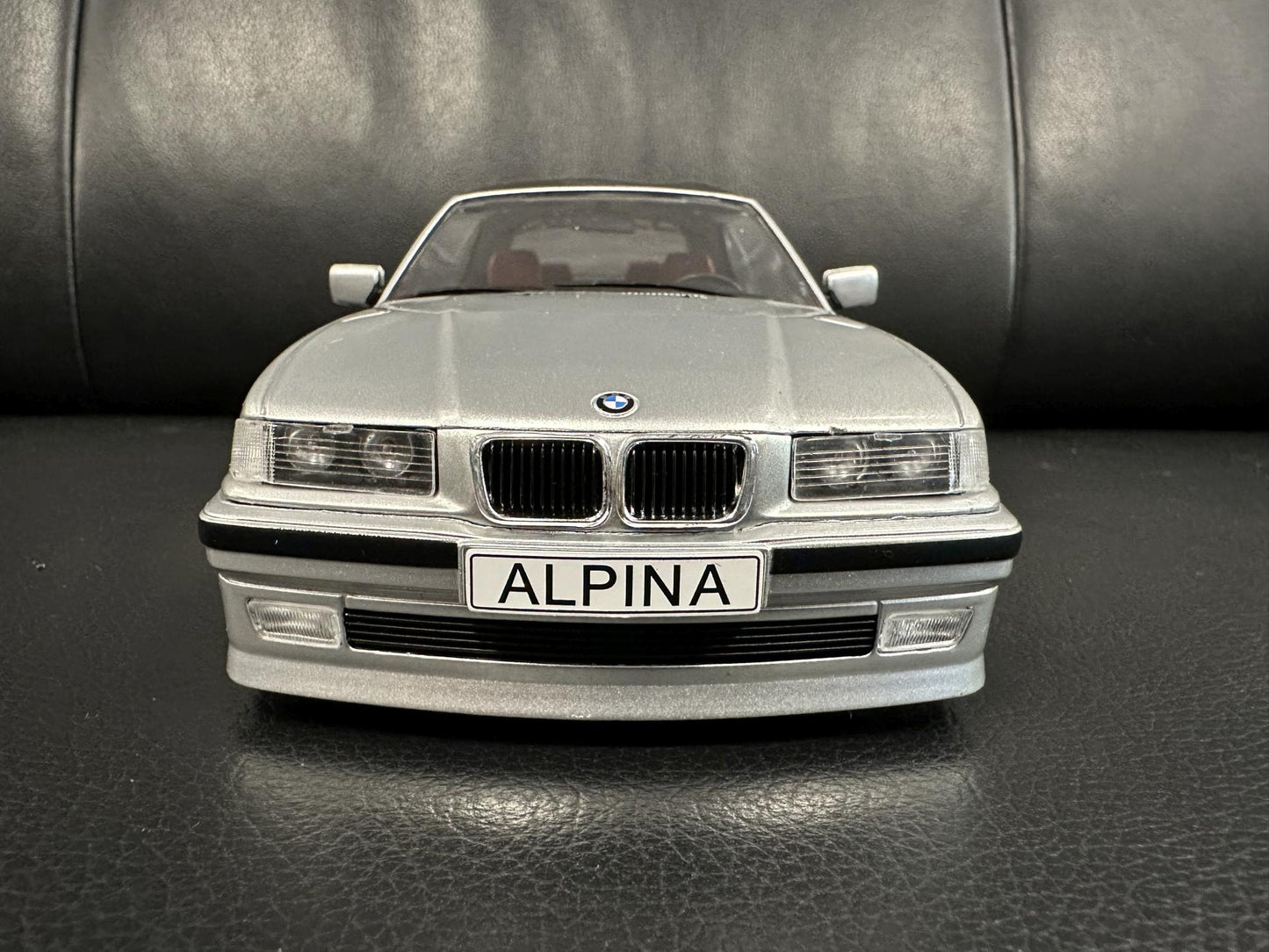 Bmw Alpina E36 B3 3.2 1996 silber Cabrio  1:18 Modelcar MCG 18322 Бмв Е36 Алпина сив Кабрио