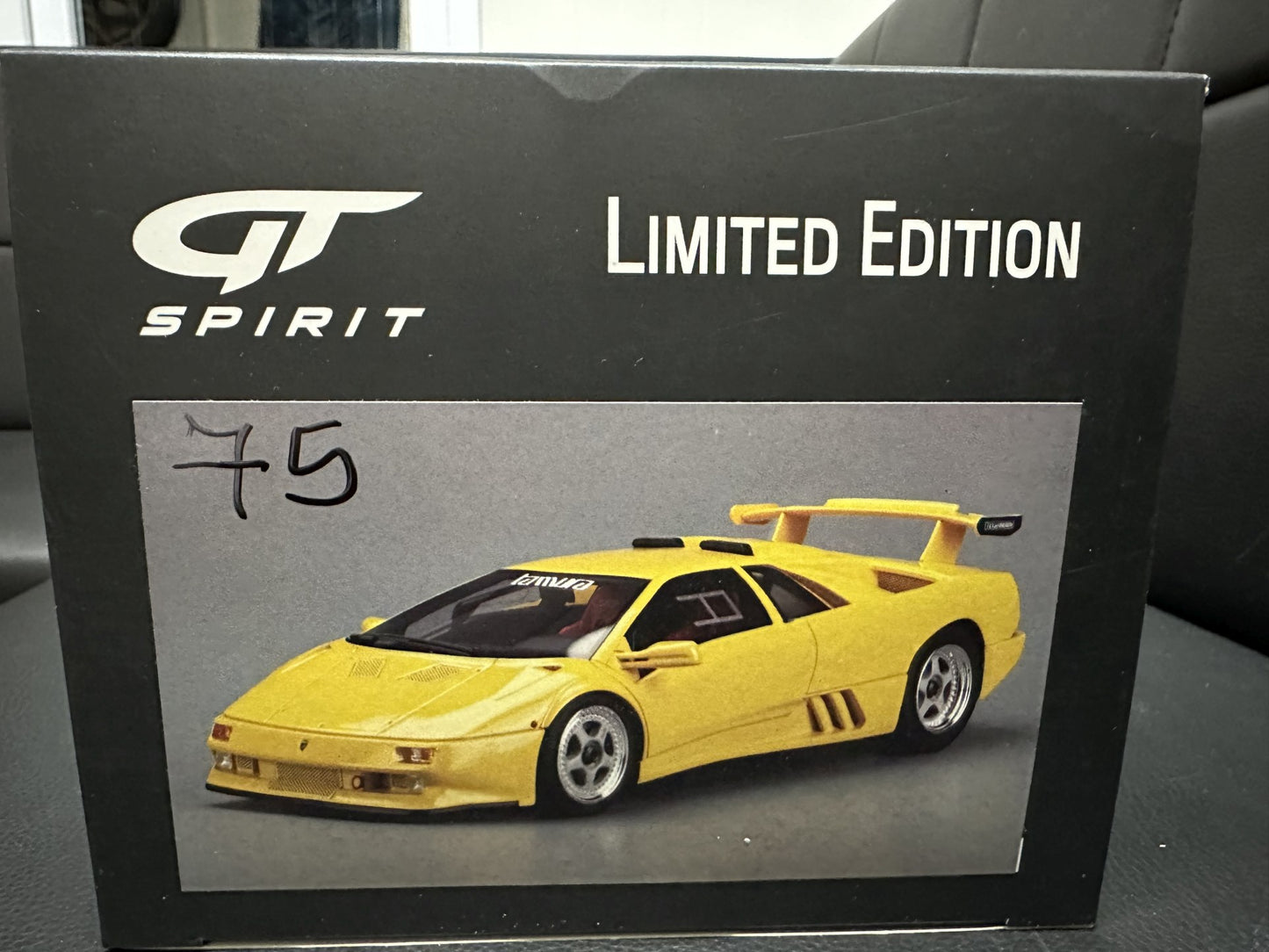 Lamborghini Diablo Jota Corsa yellow Limitiert 030/999 1:18 GT Spirit GT322 жълт Лимитирана