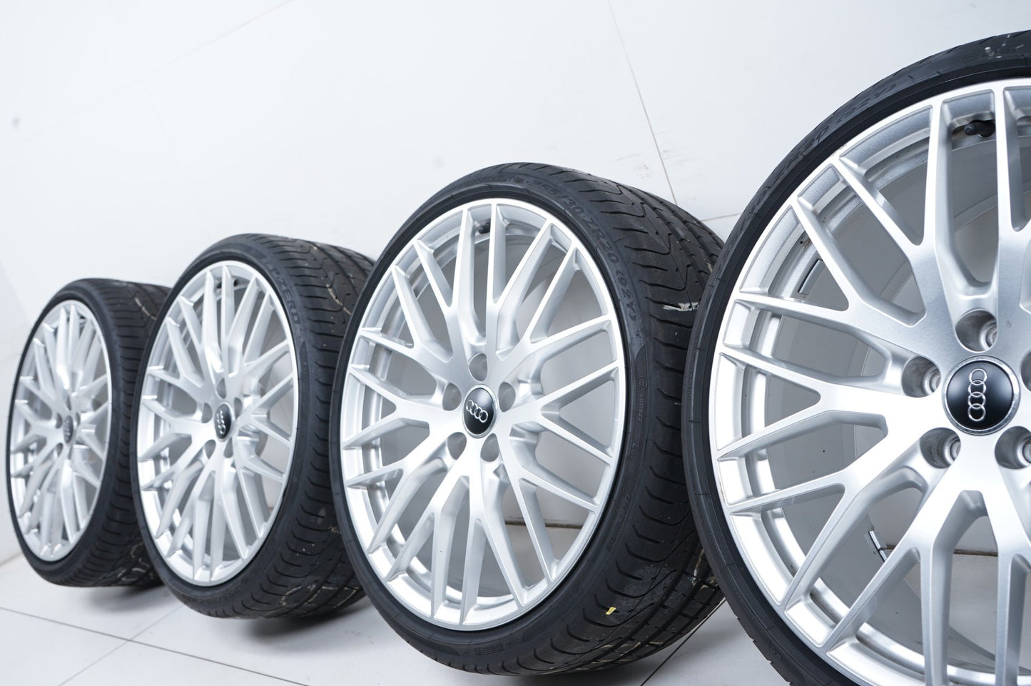 Оригинал Audi TTS TTRS 8S FV 20 Zoll Ауди ТТС ТТРС Алуминиеви джанти 20 цола летен комплект летни гуми