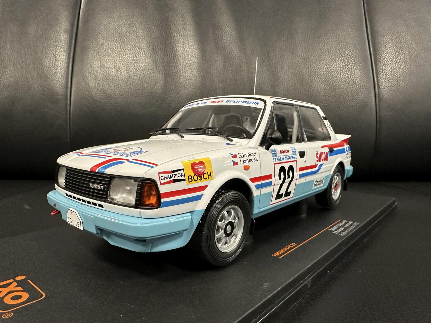 Skoda 130 LR WRC Rally Acropolis 1986 1:18 IXO 18RMC157B.22 Шкода 130 Рали Акрополис бял 1986