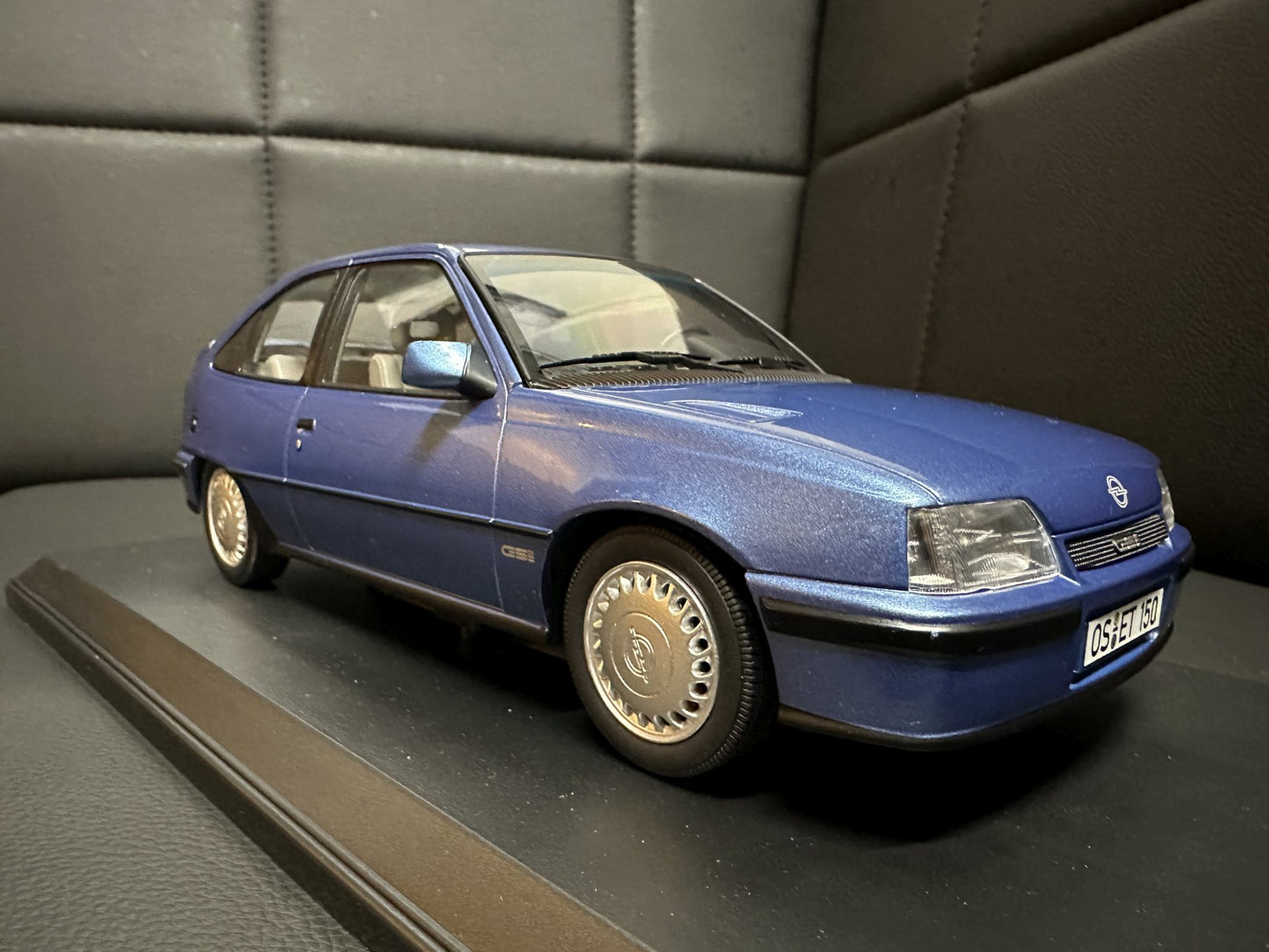 Opel Kadett GSI 1987 blue Limitiert 179/200 1:18 NOREV 183615 Опел Кадет син Лимитирана