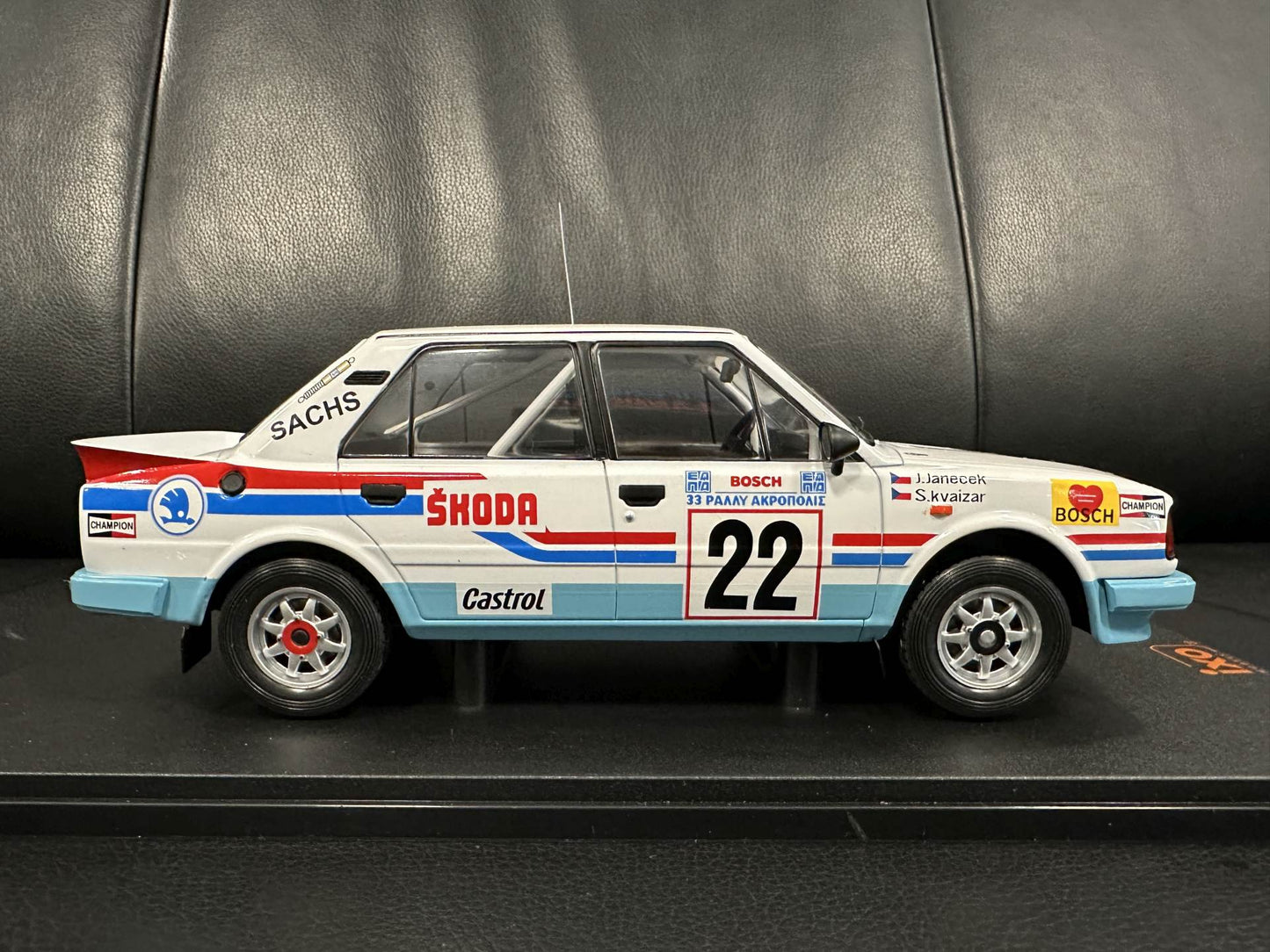 Skoda 130 LR WRC Rally Acropolis 1986 1:18 IXO 18RMC157B.22 Шкода 130 Рали Акрополис бял 1986