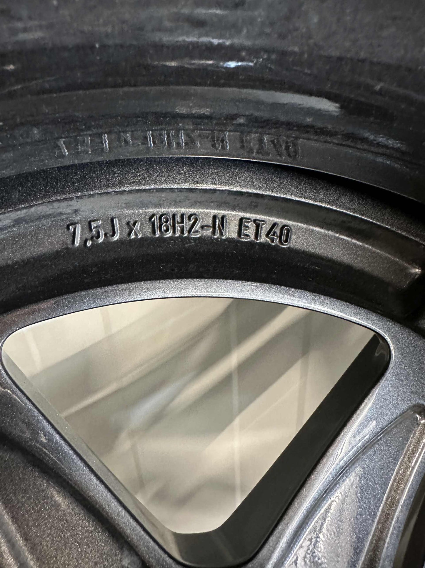 Нови Оригинал Mercedes C klasse W206 18 Zoll AMG Мерцедес Ц класа W206 18 цола AMG джанти летен комплект летни гуми