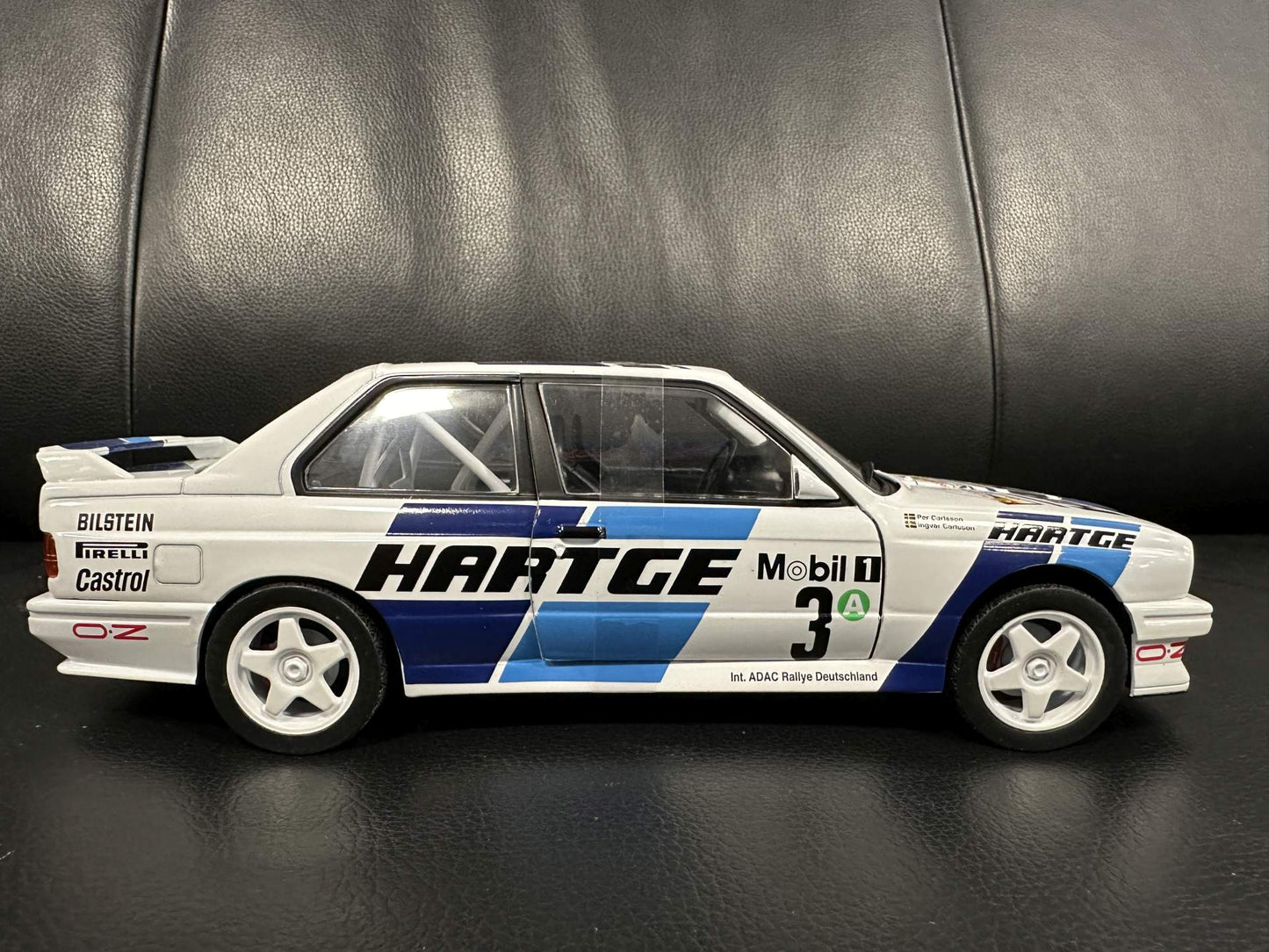 Bmw E30 Hartge Rally Deutschland 1990 white/blue 1:18 Solido S1801514 Бмв Е30 Германия 1990 бял/син